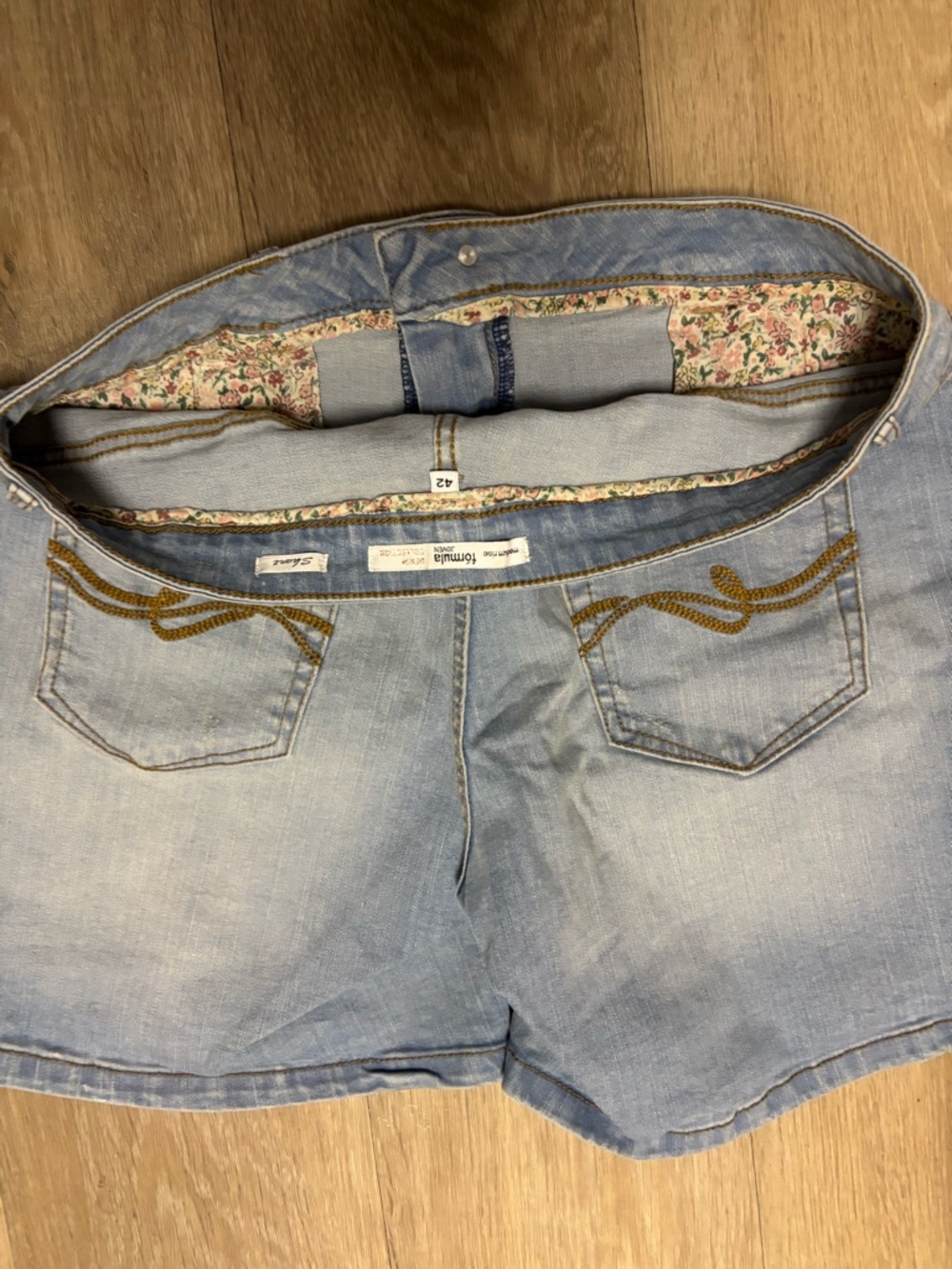 Bershka Light Blue Boyfriend‎ Denim Shorts - Picture 5 of 6